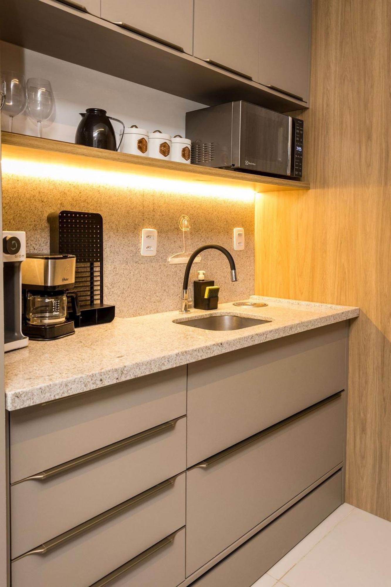 20% Off, Frente P/ Praia, Ate 4hospedes, Garagem, Jr Catito Apartamento